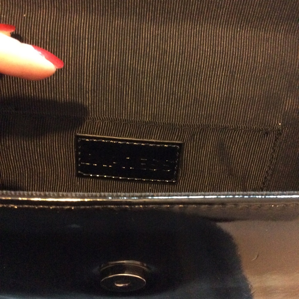 Express Clutch - Picture 4 of 6